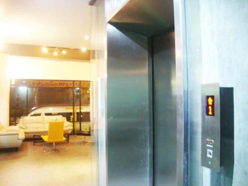Thongmanee Hotel Хатъяй Экстерьер фото