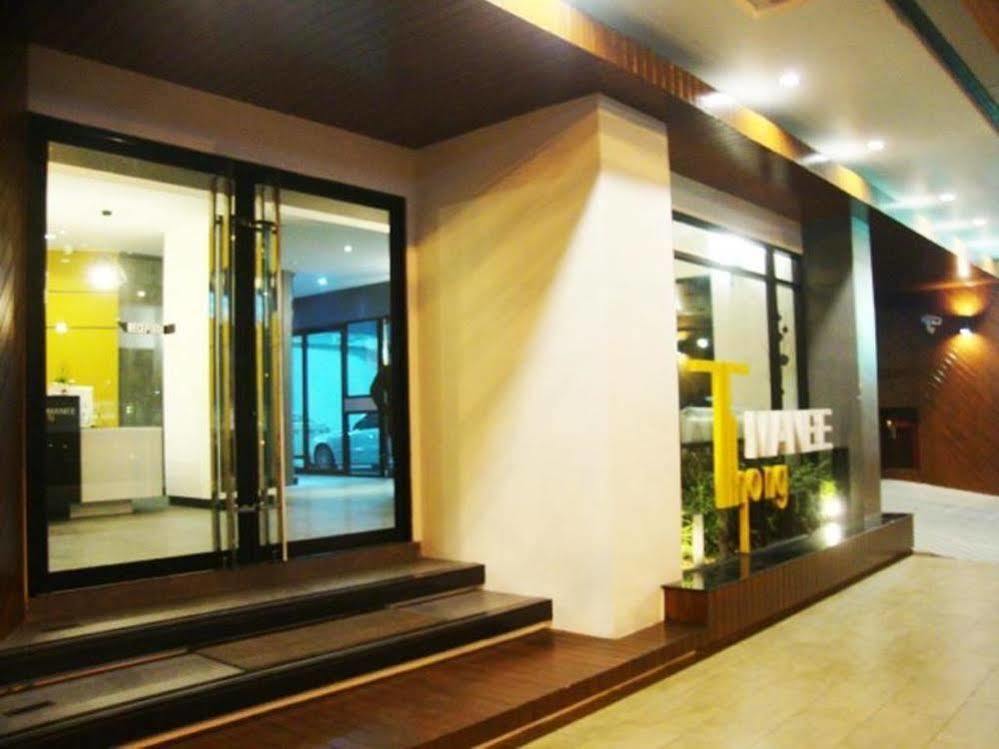Thongmanee Hotel Хатъяй Экстерьер фото