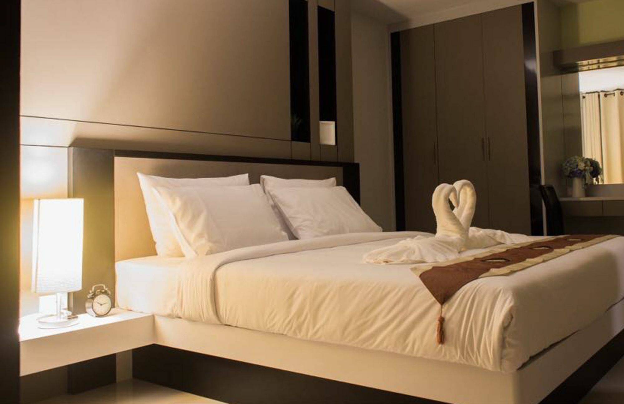 Thongmanee Hotel Хатъяй Экстерьер фото